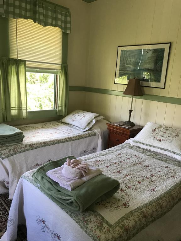 Maureen'S Bed And Breakfast Hilo Exterior photo