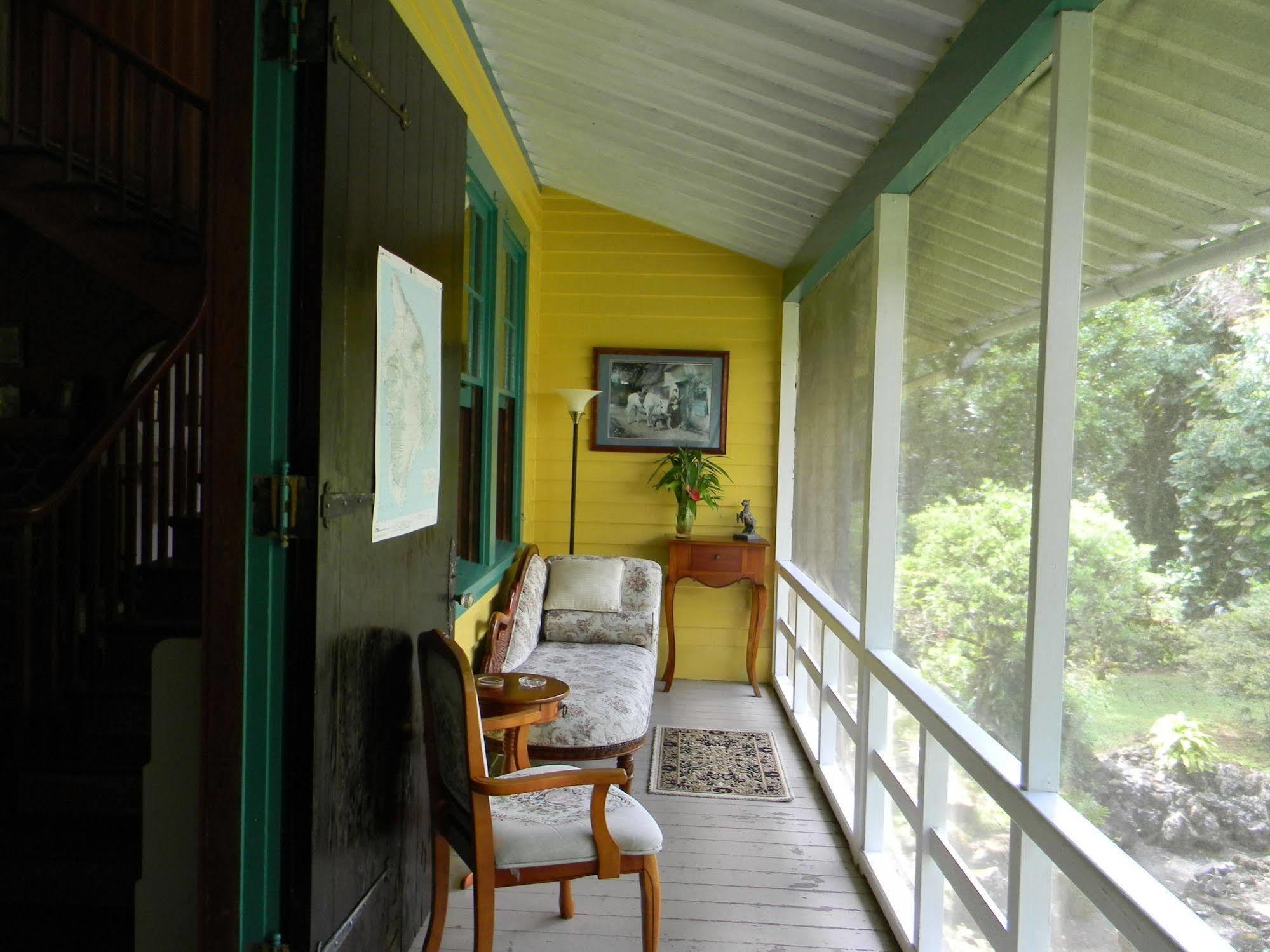 Maureen'S Bed And Breakfast Hilo Exterior photo